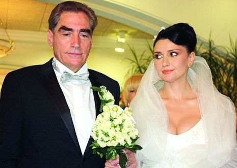 Mesajul transmis de Silvia Chifiriuc la aniversarea a 10 ani de căsătorie cu Petre Roman