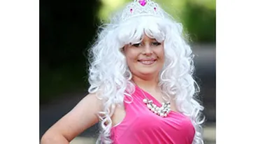 Un pusti de 12 ani, cel mai tanar travestit din Marea Britanie