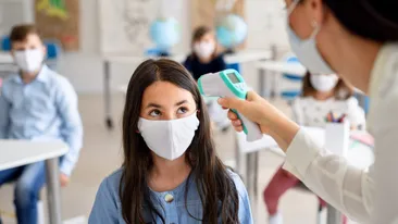 Incidența în marile orașe crește vertiginos! Părinţii cer lockdown pentru şcoli, timp de două săptămâni