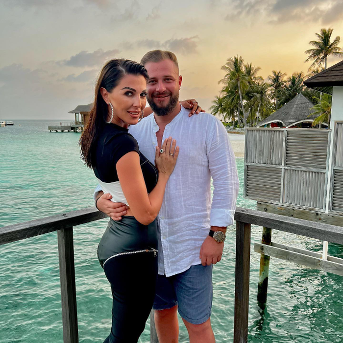 Ilinca Vandici și Andrei Neacșu au ales să meargă pe drumuri separate / (Sursa: Instagram)