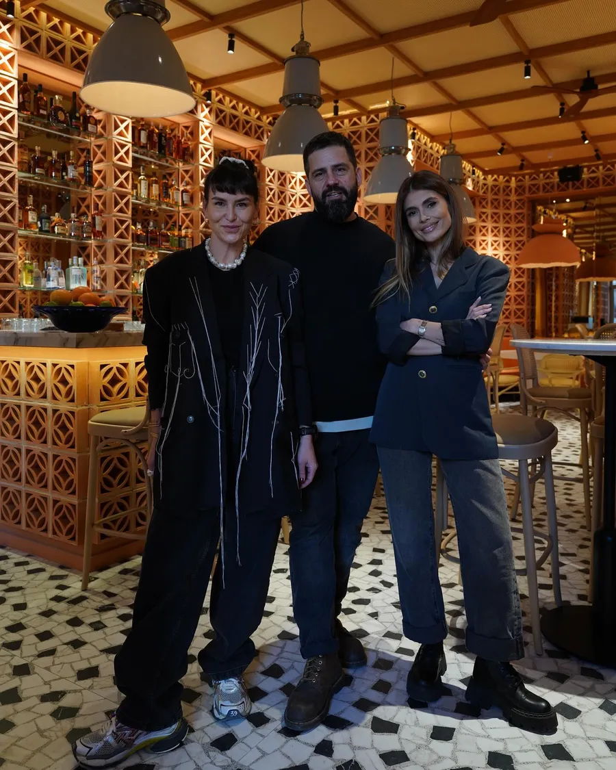 restaurant sânziana negru 6