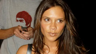 Vezi cum si-a schimbat Victoria Beckham frizura din 1994 incoace! Tie care dintre aceste 15 look-uri iti place cel mai mult?