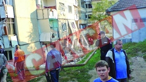 Sute de oameni la inmormantarea victimelor de la Zalau