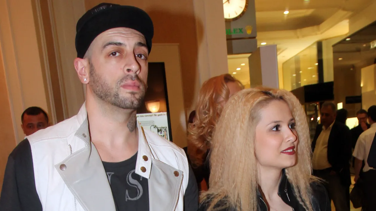 CRBL si sotia lui au dat-o-n bara grav! Au incalcat flagrant dress code-ul la un eveniment cu pretentii!