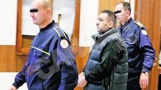 A incercat degeaba sa se dea schizofrenic. Bercea Mondial este sanatos tun
