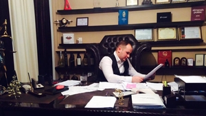 ”Million Dollar Lawyer”, avocatul vedetă, şi-a tras o super-sexy asistentă! El e arestat iar ea...