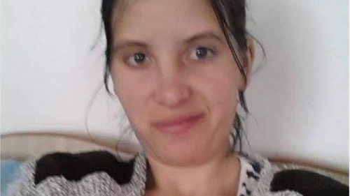 Noi informații despre femeia care și-a abandonat cei doi copii în curtea spitalului din Alexandria: ”Are probleme psihice!”