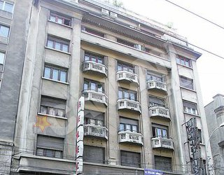 Aici a locuit Gică Petrescu