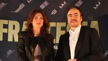 A fotografiat-o goala pusca pe Monica Birladeanu in aparatamentul lui, dar nu s-au impacat! Vezi explicatia neasteptata a lui Bobby Paunescu despre fotografiile sexy!