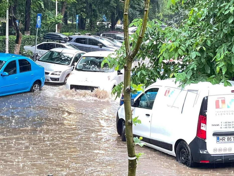 Mesajul RO-Alert trimis în urmă cu puțin timp. Avertizare meteo de cod portocaliu. Ce zone sunt vizate