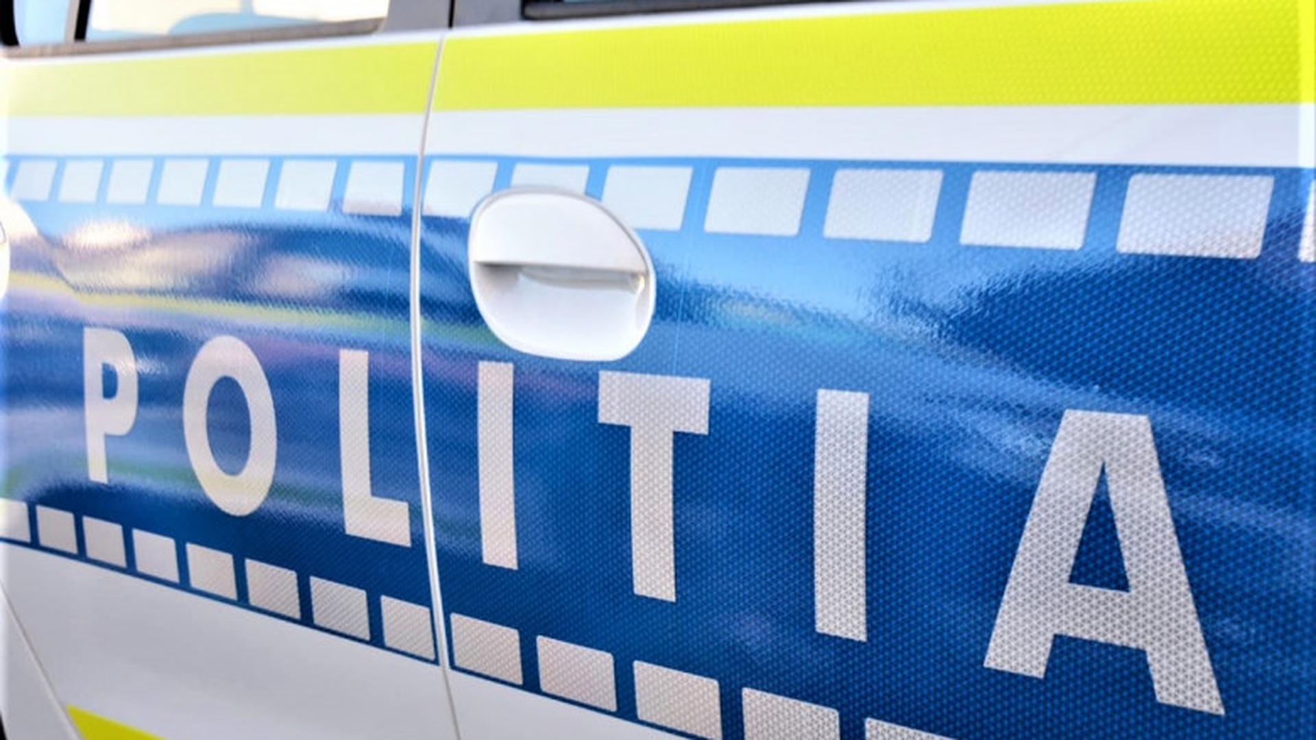 De-a râsu'-plânsu'! Ireal ce a putut să pățească un hoț din Vaslui, după ce a luat parte la două spargeri de locuințe