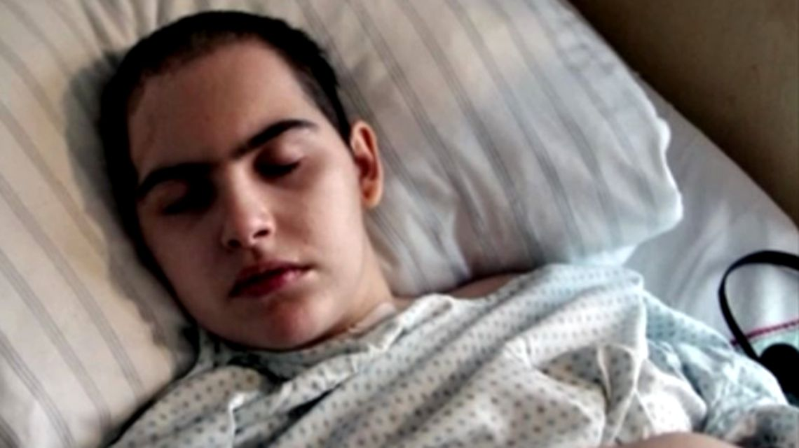 Ioana Condea, pe patul de spital, în Germania