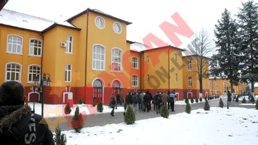 Scoala de spioni, dotata cu crama!