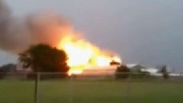 EXPLOZIE la o FABRICĂ din Texas! Cel puţin 60 de persoane au murit, iar alte sute au fost rănite