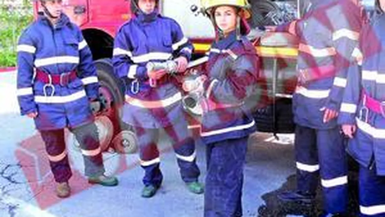 Prima femeie pompier din Romania