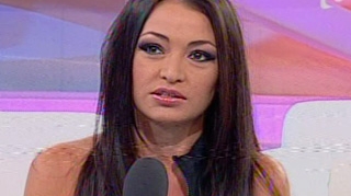 Cristina Pana, hartuita de un admirator! S-a mutat din cauza barbatului care o ameninta!