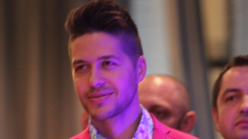 Jorge, un tatic model! Vezi aici cum se distreaza alaturi de fiica lui, dar si de cea a sotiei!