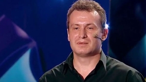Le ia fata multor pictori! Mihai Petre deja il iubeste! Bogdan Olteanu a realizat un tablou superb