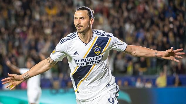 Spectacol marca „Ibracadabra” în MLS »» Zlatan a marcat al 500-lea gol al carierei!
