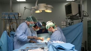 Doctorul infectat cu gripa porcina a castigat definitiv daune de la spitalul unde lucreaza. Vezi aici de ce!
