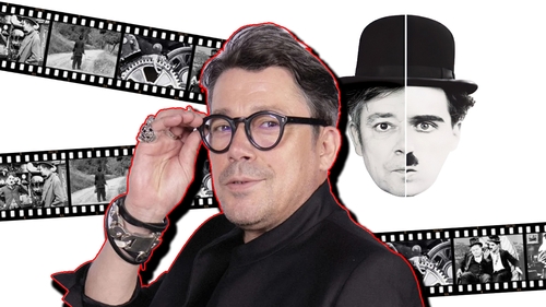 Ce mai face Cristi Iacob, „Rotulă” din serialul „Băieți buni”. Actorul joacă astăzi într-un spectacol emoționant despre Charlie Chaplin