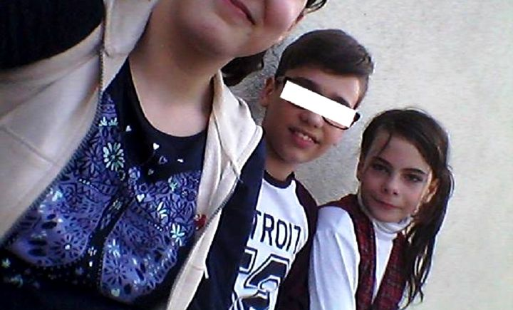 Fata celei mai bătrâne mame din România, admisă la unul dintre cele mai slabe licee din București. Unde va învăța Eliza Iliescu din toamnă