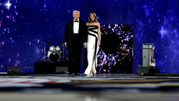 Donald și Melania Trump au făcut senzație la ceremonia de învestire a președintelui. Cei doi au dansat la balul organizat în onoarea noului lider american