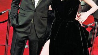 Patrupedele, imbracate precum vedetele de la Oscaruri: "Ham... hainute ca voi!"