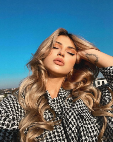 Irina Deaconescu și Cristi Manea se pregătesc de botez. Când va avea loc petrecerea și cine vor fi nașii