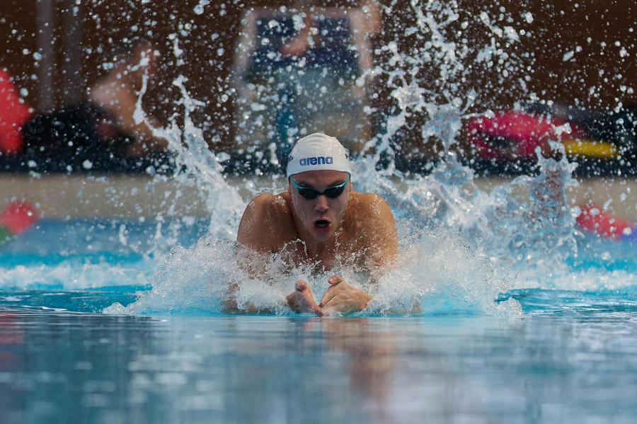 David Popovici bate record peste record. A făcut istorie și la proba de 100 m liber