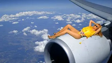 FOTO VIDEO  Mai multe stewardese spaniole au pozat nud in avion si pe aeroport!