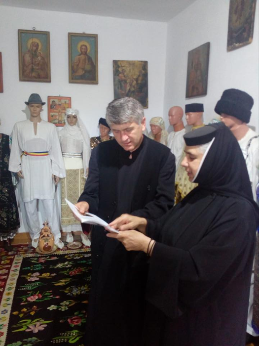 Cristian Pomohaci, din nou în haine preoțești deși a fost caterisit!