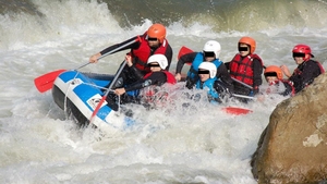 Sporturi extreme pe raurile din tara! Vezi unde si cand poti sa faci rafting in Romania!