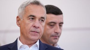 George Simion, mesaj pentru popor: „Este a șasea lună în care dl. Georgescu ar fi trebuit să fie președintele României”