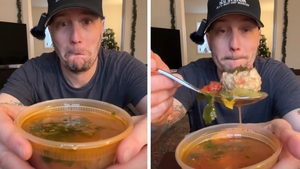 Acest american a găsit un restaurant românesc în cartierul Queens din New York și și-a comandat mâncare pentru acasă. Cum a reacționat după ce a mâncat "corba de perisawayer" (ciorbă de perișoare): "Ăștia au pus chiftele în supă?"