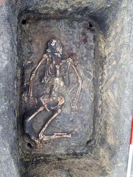 Imagini cu mormintele descoperite