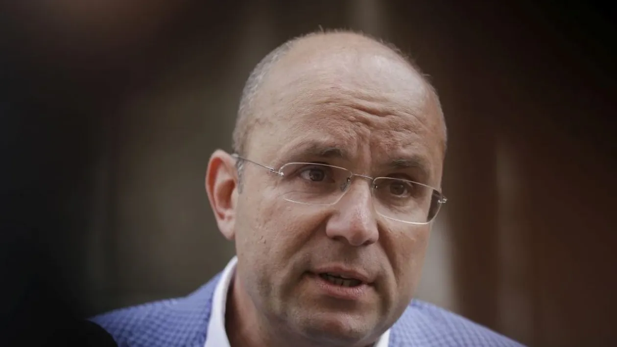 Peste 21.000 de oameni au trimis cereri de înscriere în Partidul Realitatea. Anunțul făcut de Cozmin Gușă: „În scurt timp vom reveni cu mesaje punctuale!”