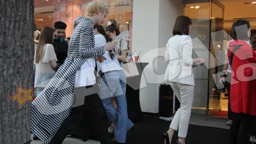 Cum si-a inceput cariera fiul vitreg al Gabrielei Vranceanu Firea. Razvan e si model, dar si designer