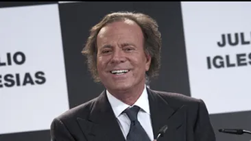 Julio Iglesias: Cel mai bun prieten al meu din Romania, Valeriu Lazarov, mi-a facut cunostinta cu publicul roman acum 44 de ani