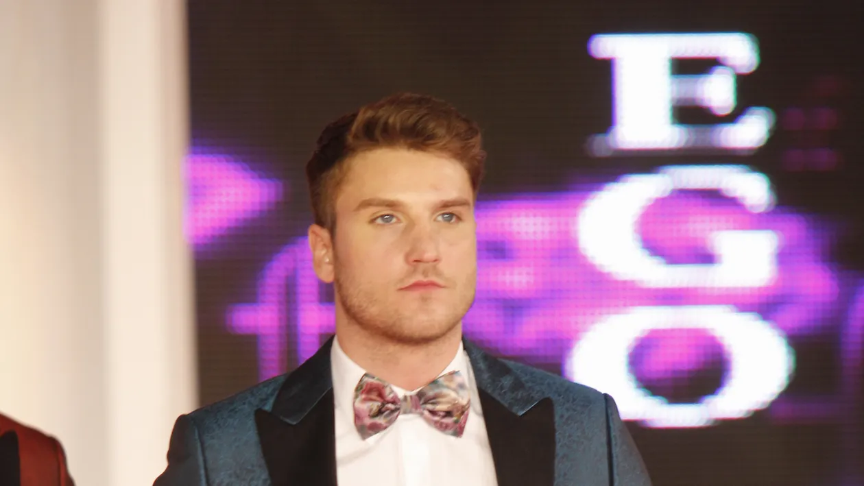 La un an de relatie, Andrei Iordache si Madalina Barbu au ganduri de despartire. Vezi cum au ajuns in punctul acesta