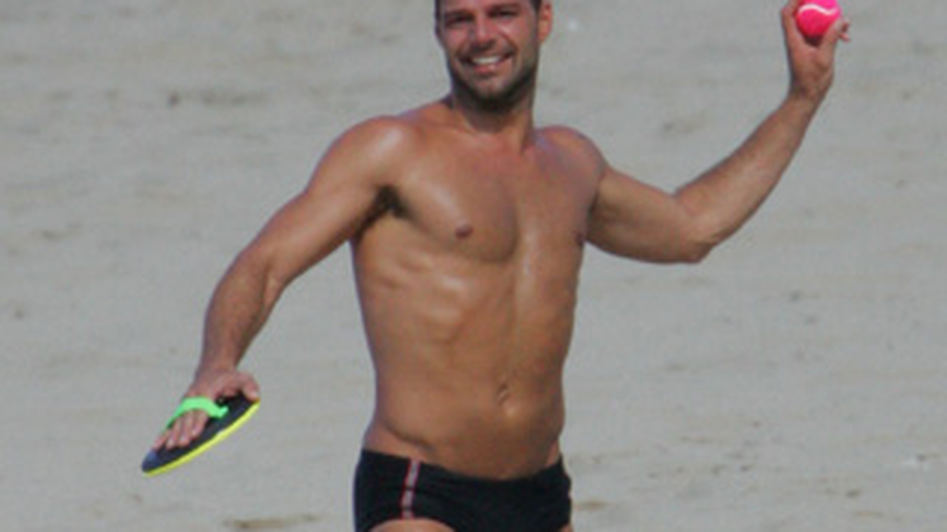 Ricky Martin isi doreste o fetita! "Femeile sunt sexul tare"