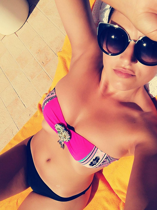 Valeria este considerată cea mai sexy ciobăniță