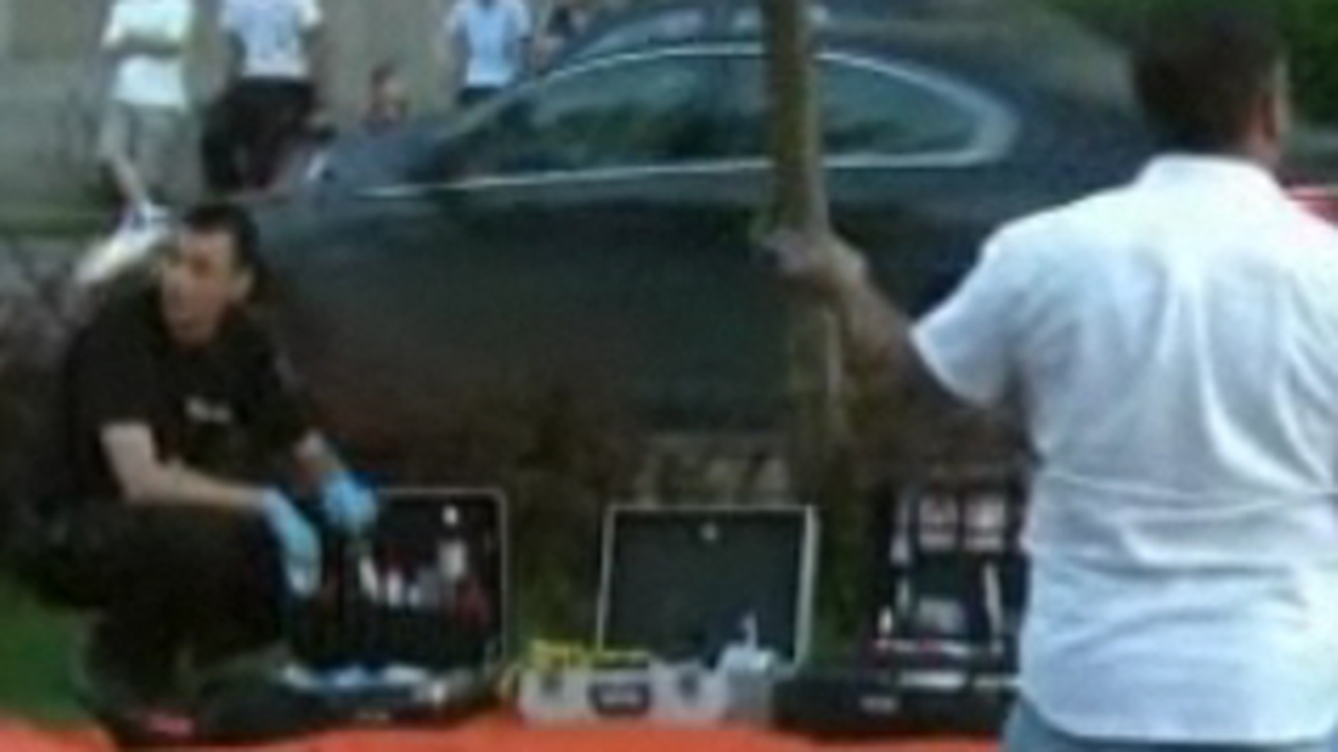 VIDEO Carnagiu in Bucuresti! Patru fete, spulberate pe o trecere de pietoni semnalizata