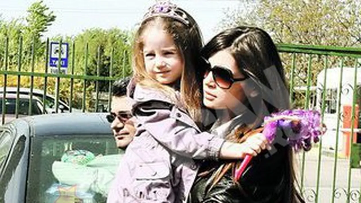 Moni si Irinel negociaza custodia Irinei