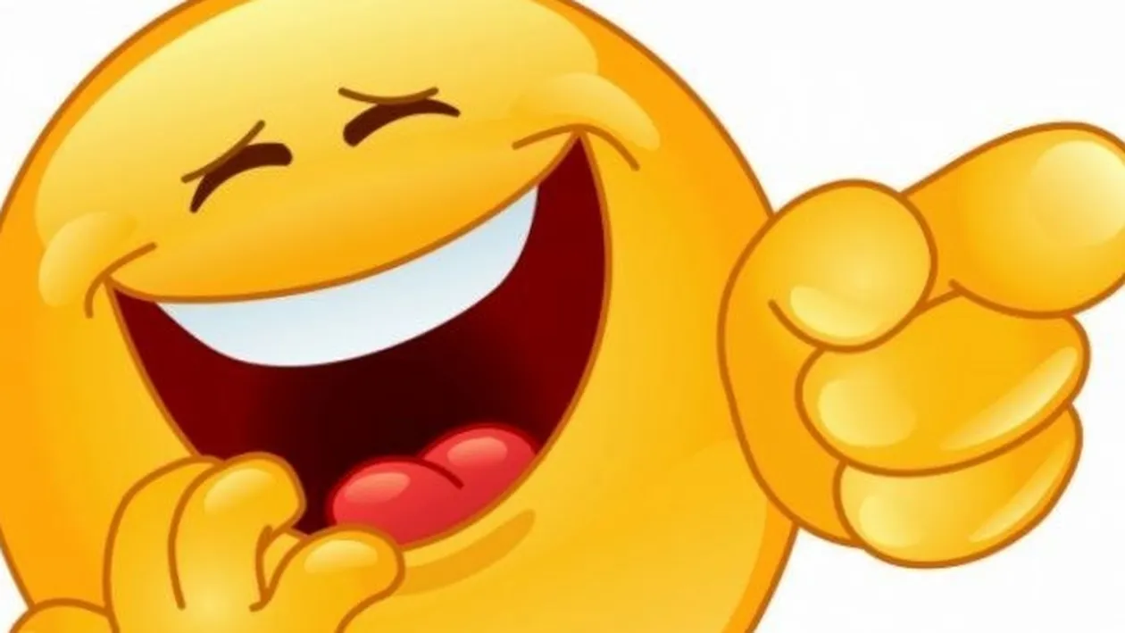 Bancul zilei: Un polițist se urcă în autobuz și taxează un bilet 