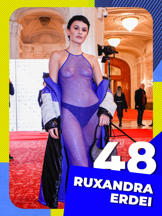 Top 50 sexy-dive care au “lovit” fără milă și au “distrus” asistența. Și-au arătat chiloțeii!