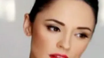 Andreea Marin vrea sa puna carne pe oase! Afla ce are voie sa manance!