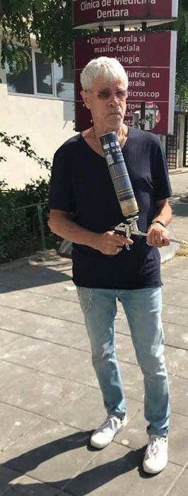 Gheorghe Visu, conectat la aparatul cu oxigen: “Lasă să se înțeleagă că s-a îmbolnăvit de COVID”. Mesajul transmis de celebrul actor