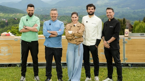 Ce poți mânca la Summer Well 2026 și cât costă. Jurații „Chefi la cuțite” și-au adus preparatele la festival