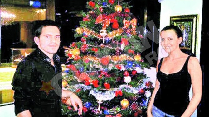 Alexandra si-a stabilit obiectivul pentru 2012! Vrea sa-l faca bunic pe "Mister"!